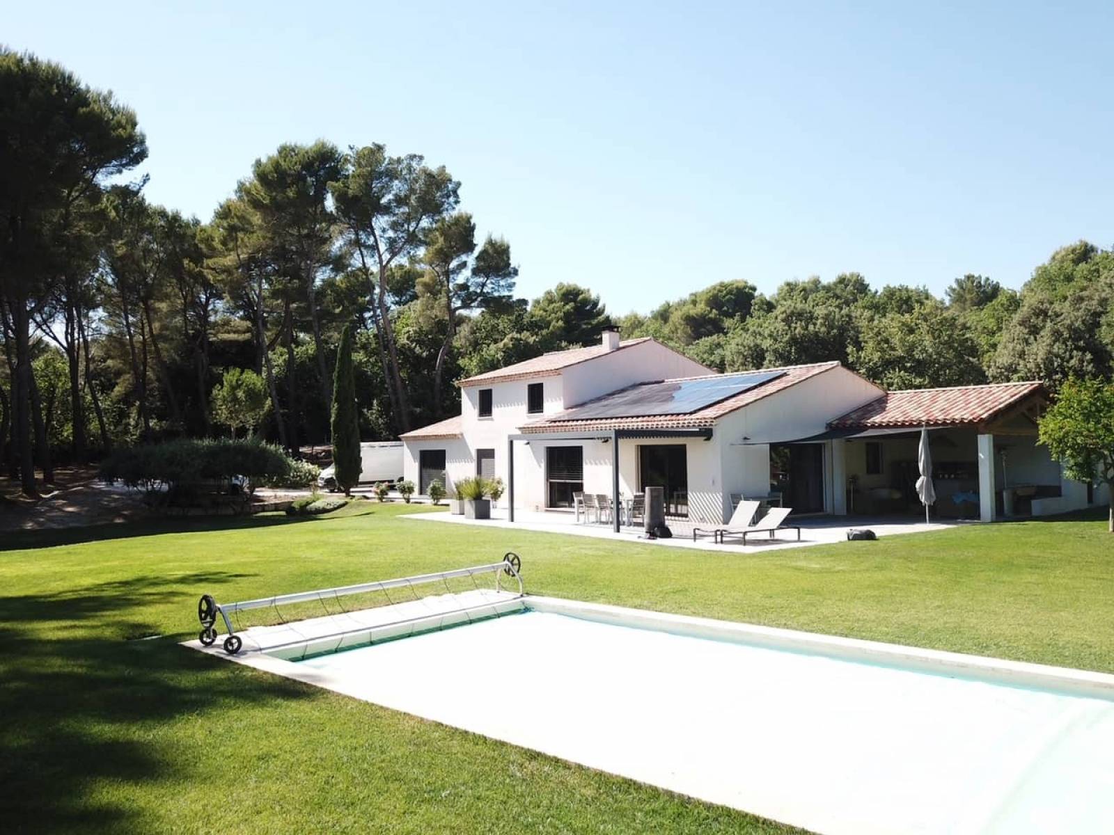 PanneausolaireDualsunMarseillejpg_63ce6fbe48ff1